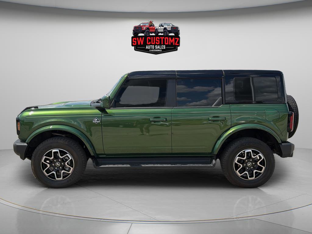 Used 2025 Ford Bronco Outer Banks image 4