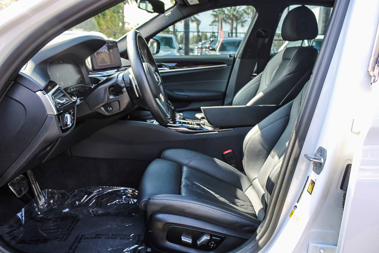 Certified 2023 BMW 540i w/ M Sport Package image 17