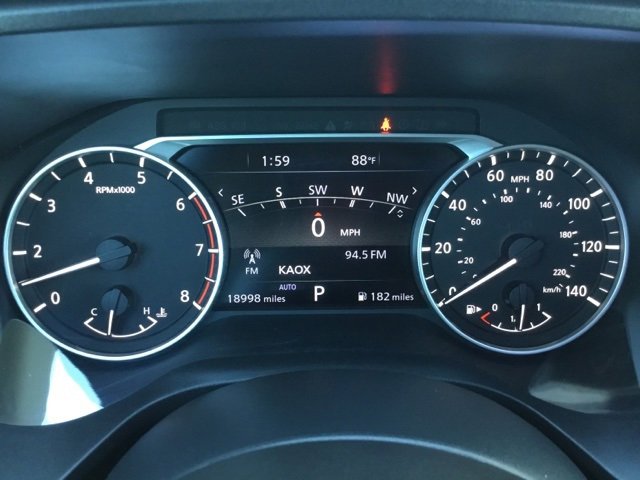 Used 2022 Nissan Rogue SL w/ SL Premium Package image 11