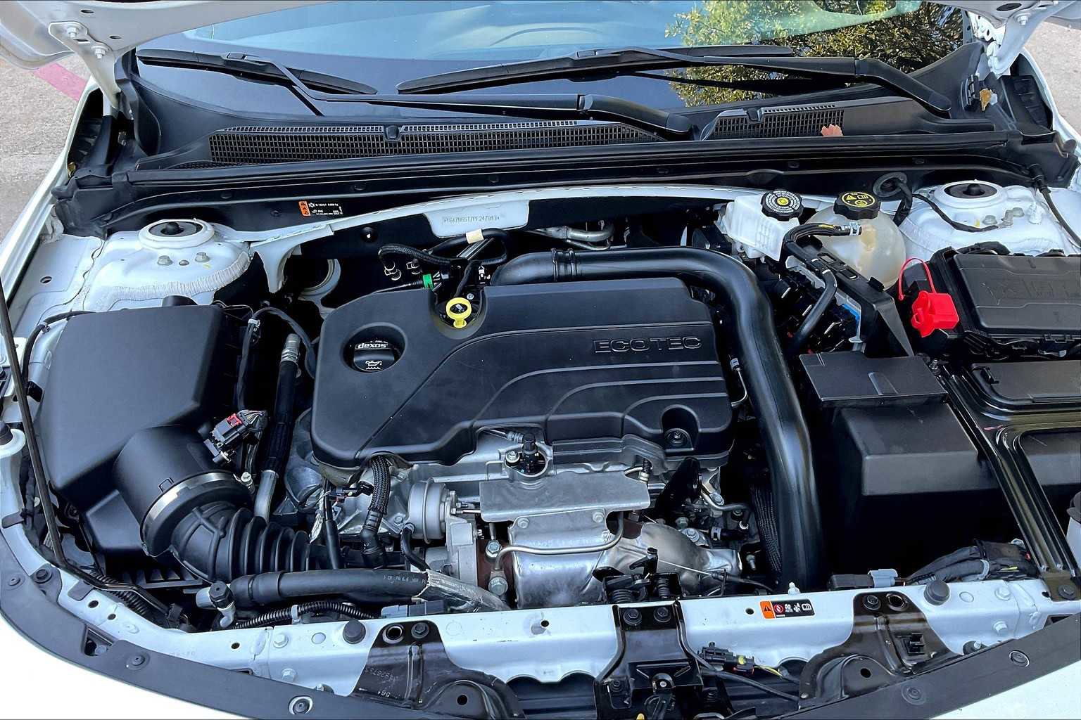 Used 2023 Chevrolet Malibu LS image 29