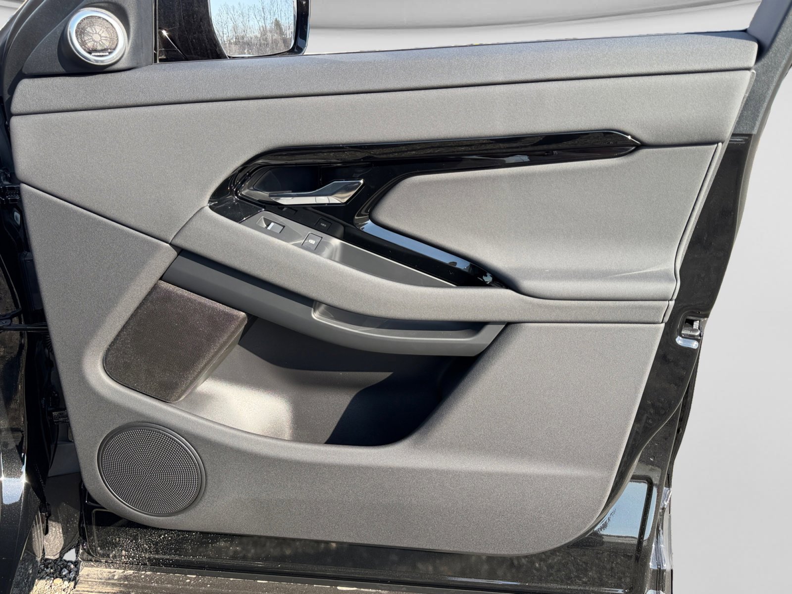 New 2026 Land Rover Range Rover Evoque S image 24