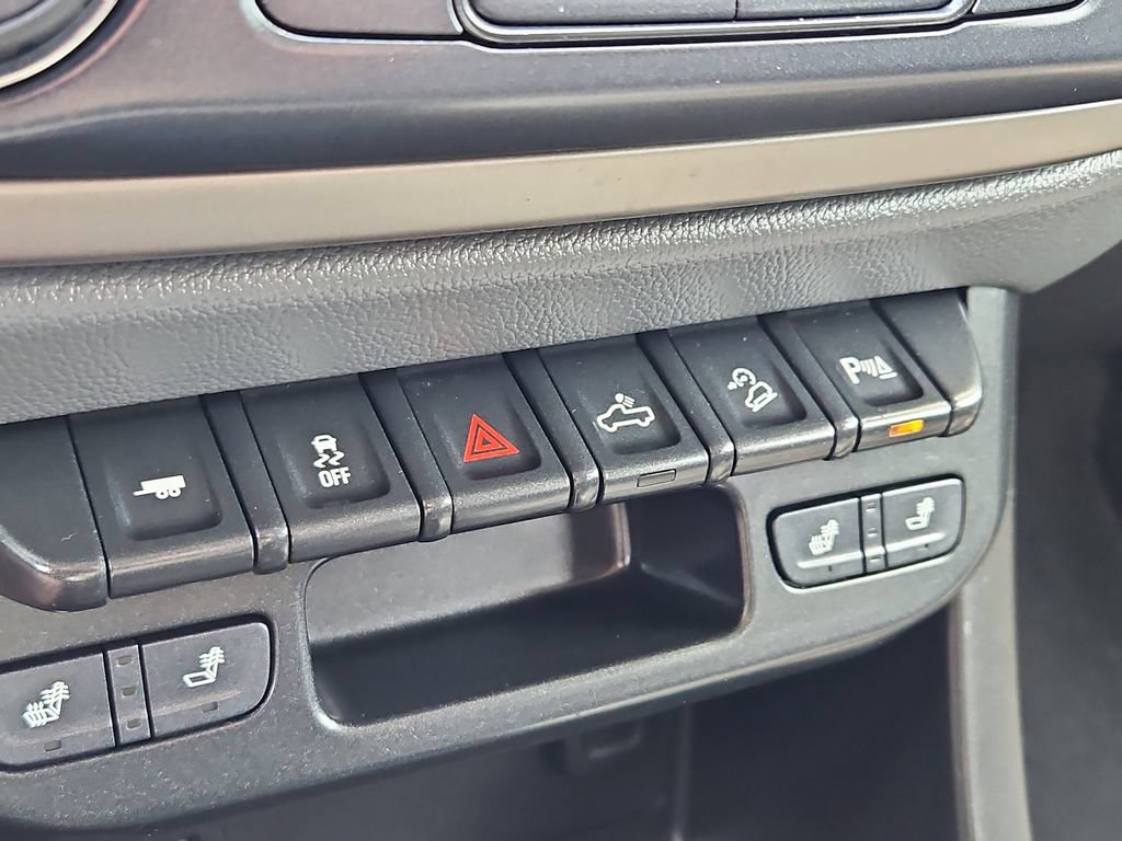 Used 2019 Chevrolet Colorado Z71 AWD/4WD image 18