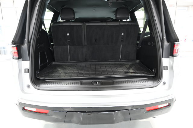 Used 2022 Jeep Wagoneer Series I AWD/4WD image 7