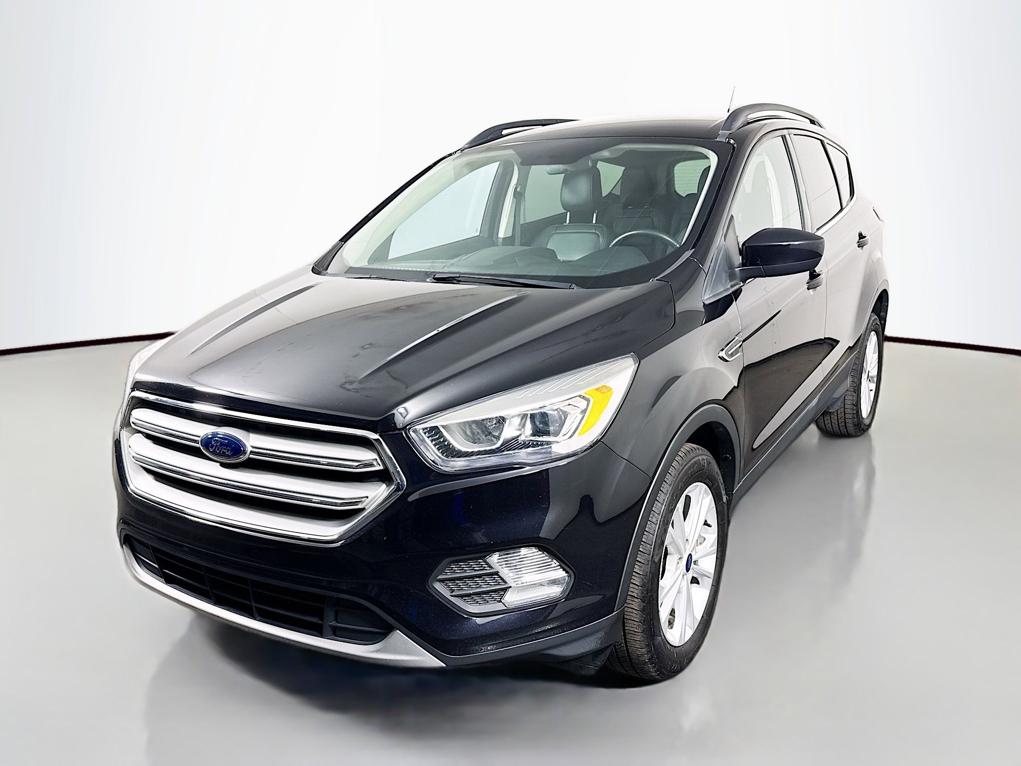Used 2019 Ford Escape SEL image 4