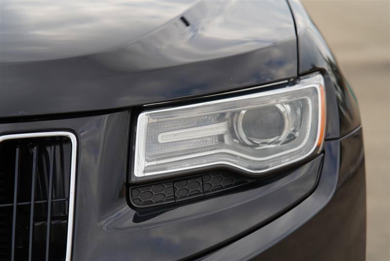 Used 2015 Jeep Grand Cherokee Limited w/ Luxury Group II AWD/4WD image 30