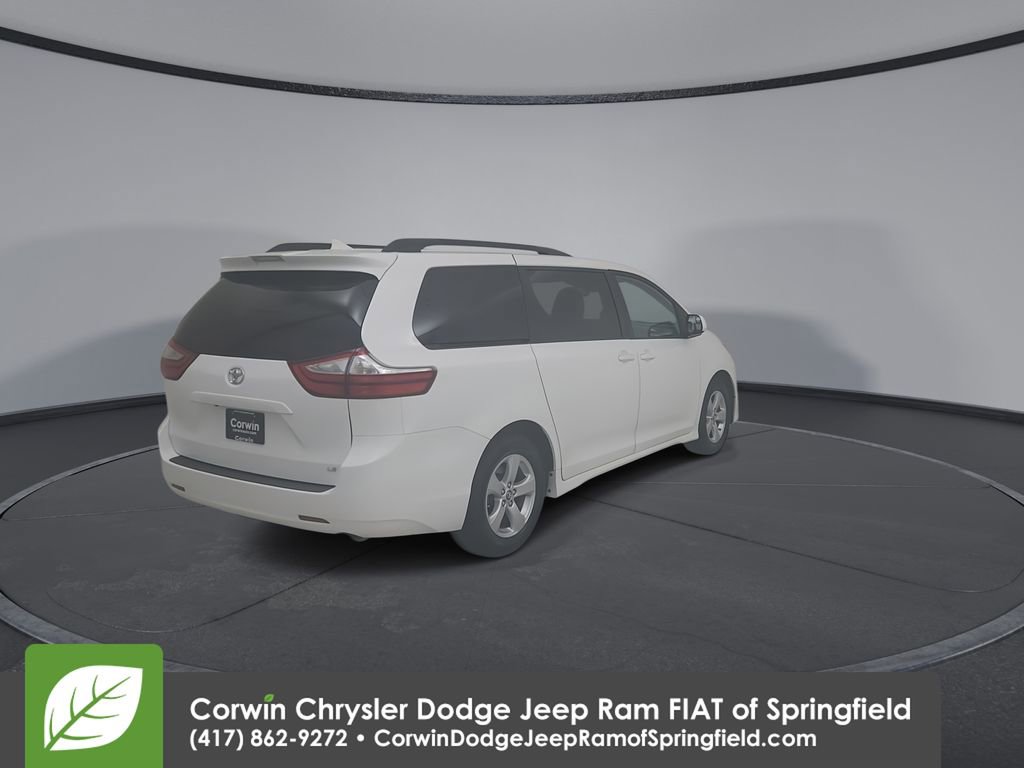 Used 2019 Toyota Sienna LE image 14