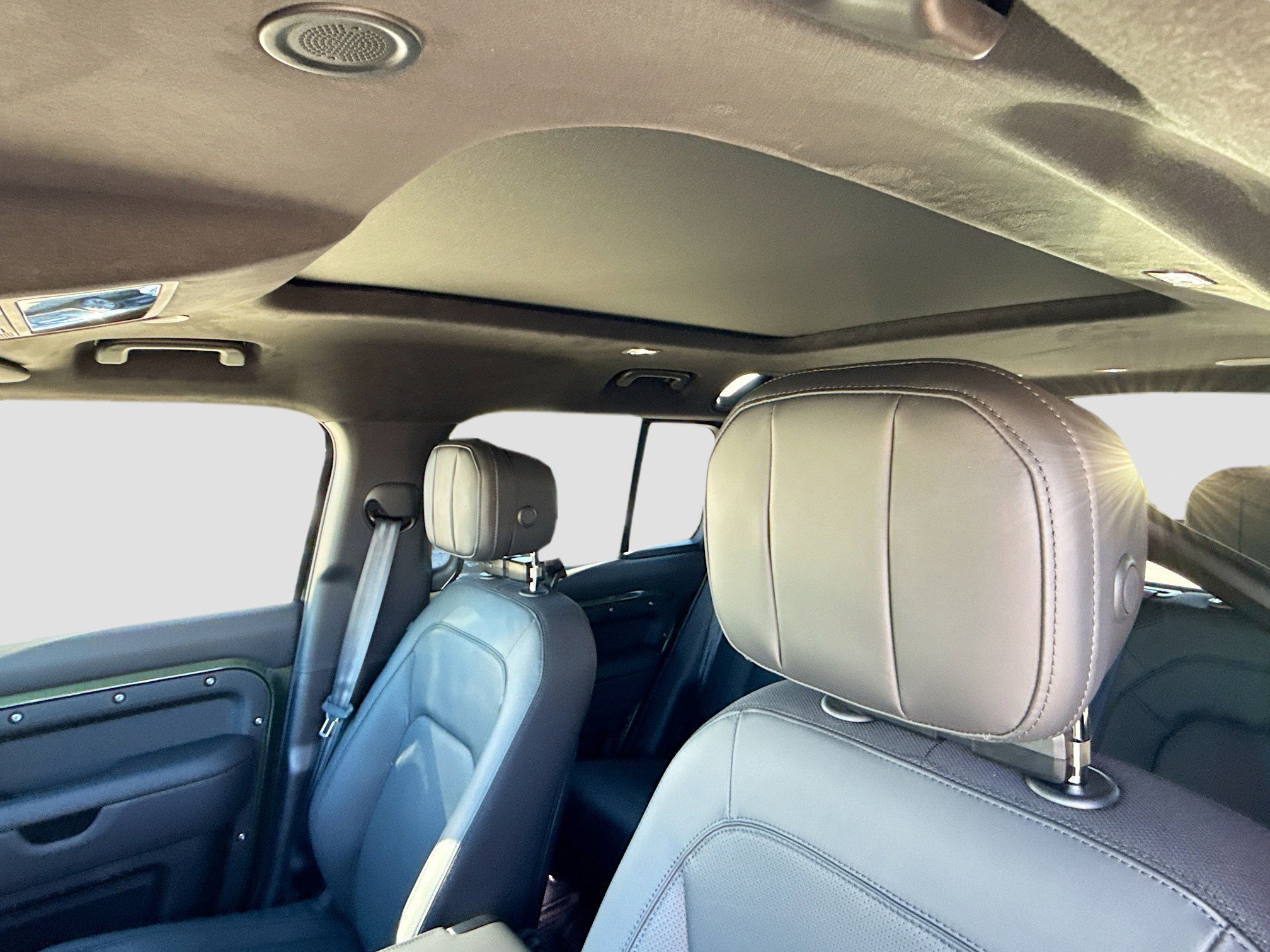 New 2026 Land Rover Defender 110 X image 27