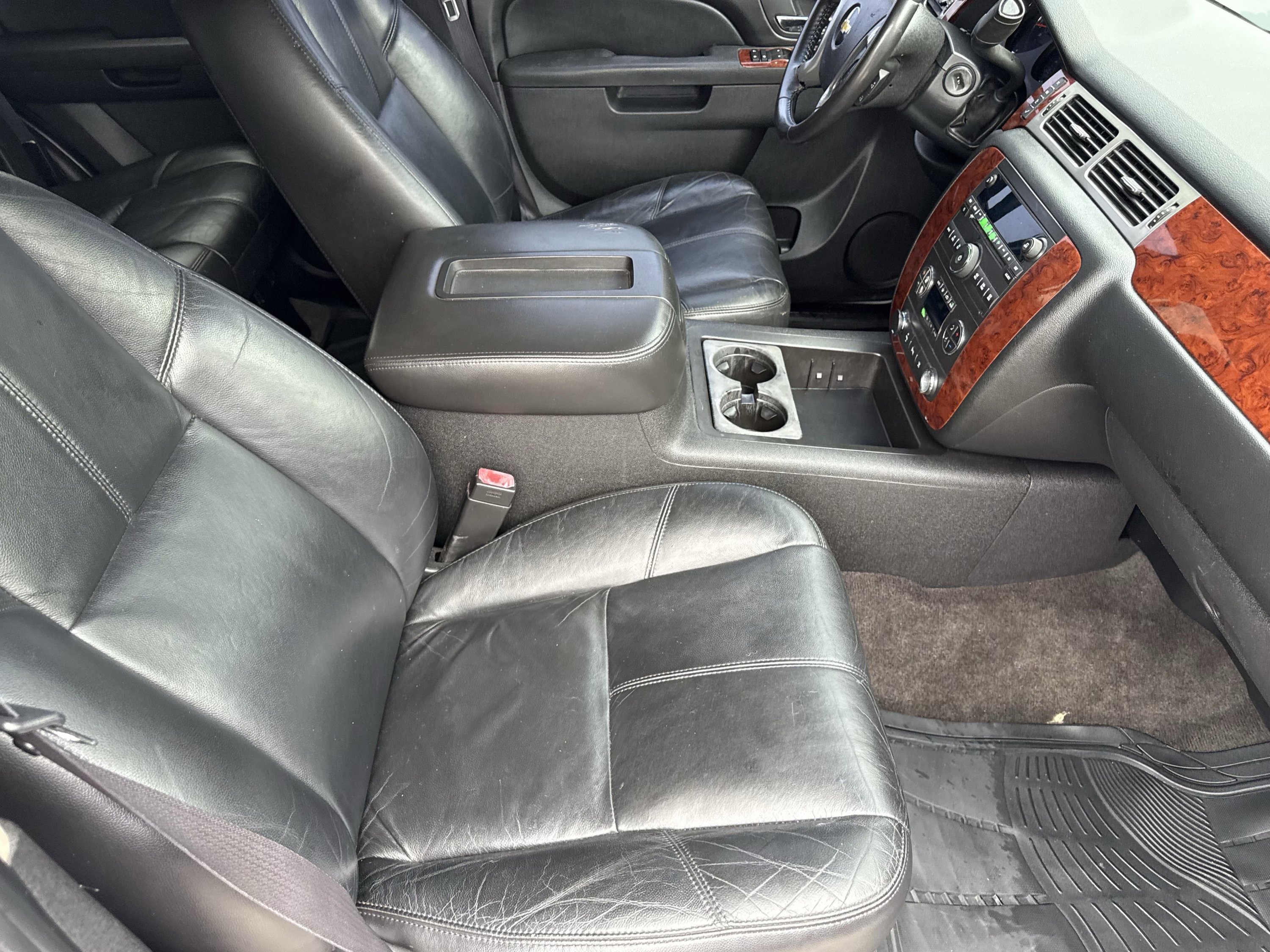 Used 2011 Chevrolet Tahoe LT image 49
