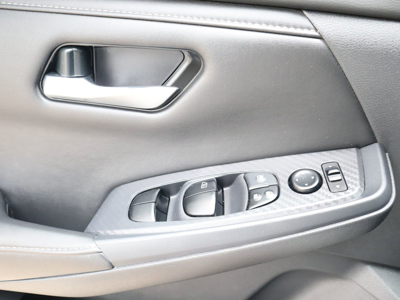 Used 2023 Nissan Sentra SV FWD image 31