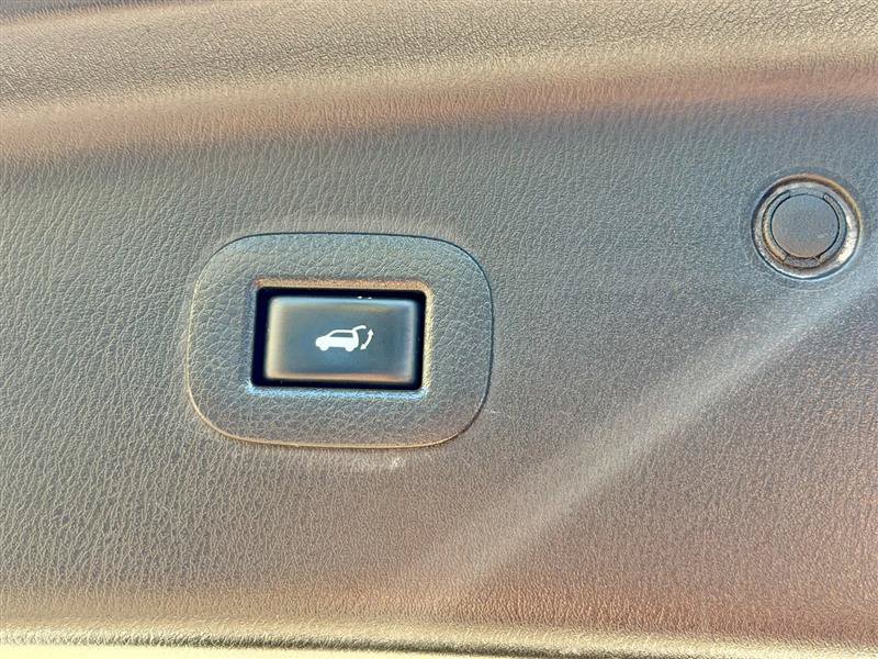 Used 2019 INFINITI QX80 Luxe AWD/4WD image 9