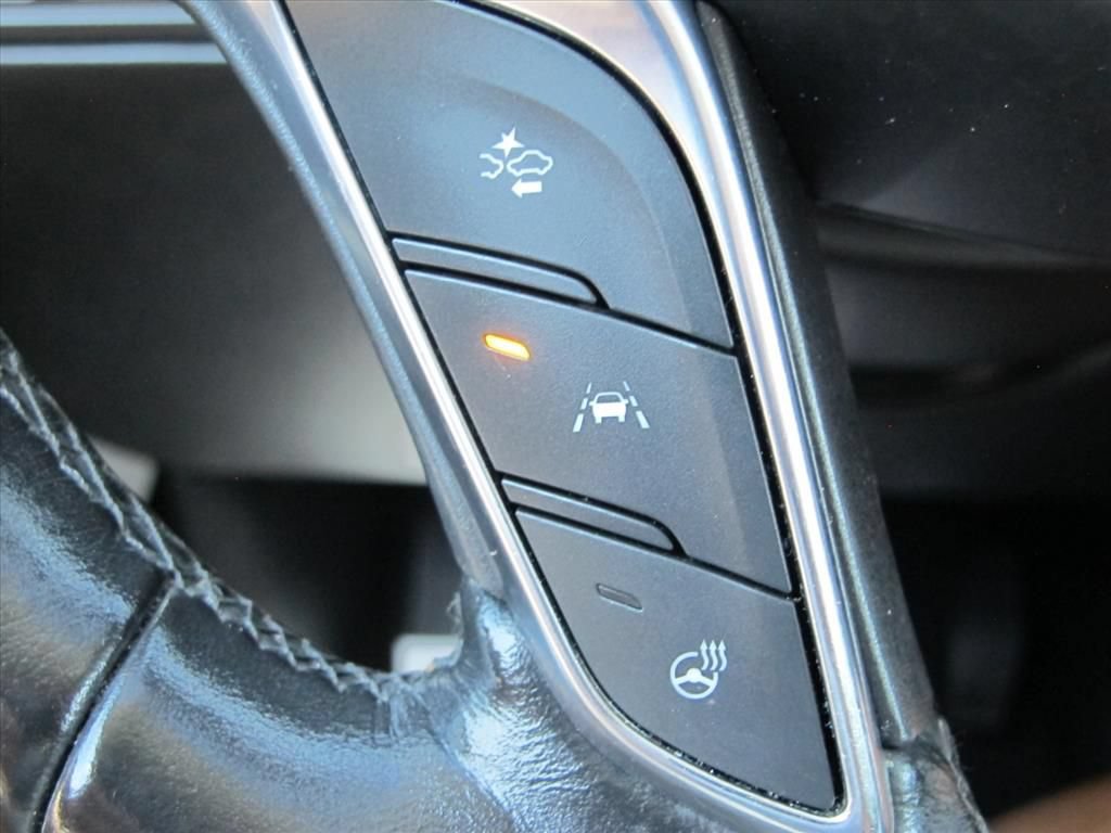 Used 2019 Cadillac XT5 Premium Luxury FWD image 19