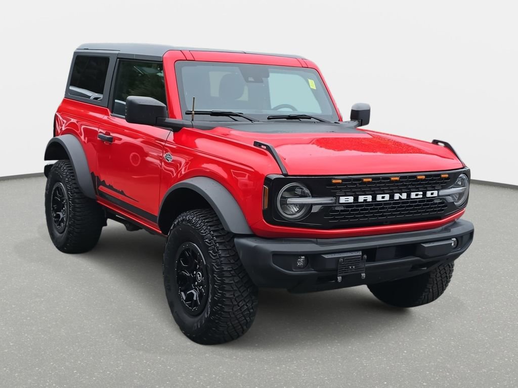 Used 2022 Ford Bronco Wildtrak image 3
