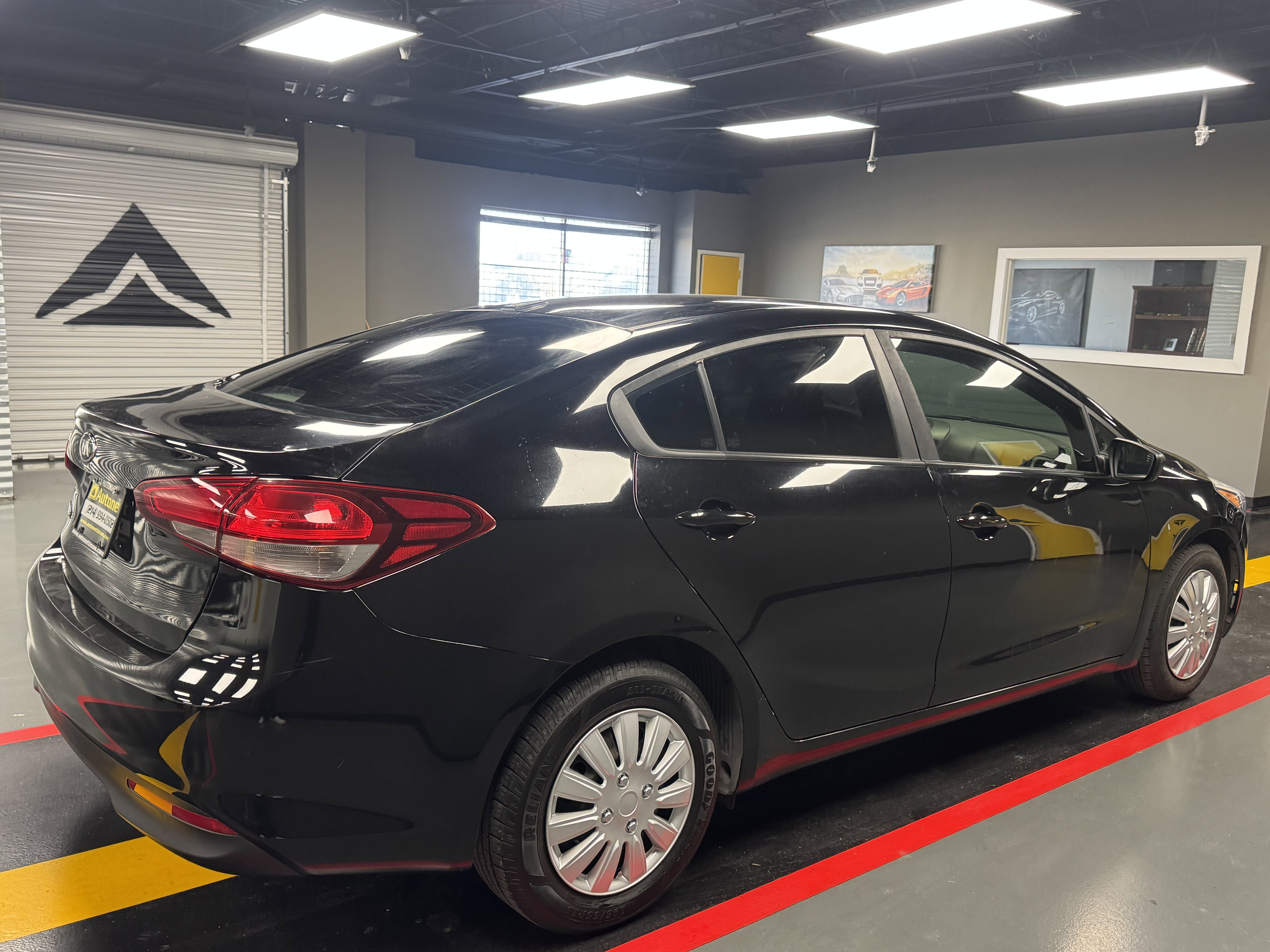 Used 2018 Kia Forte LX image 6