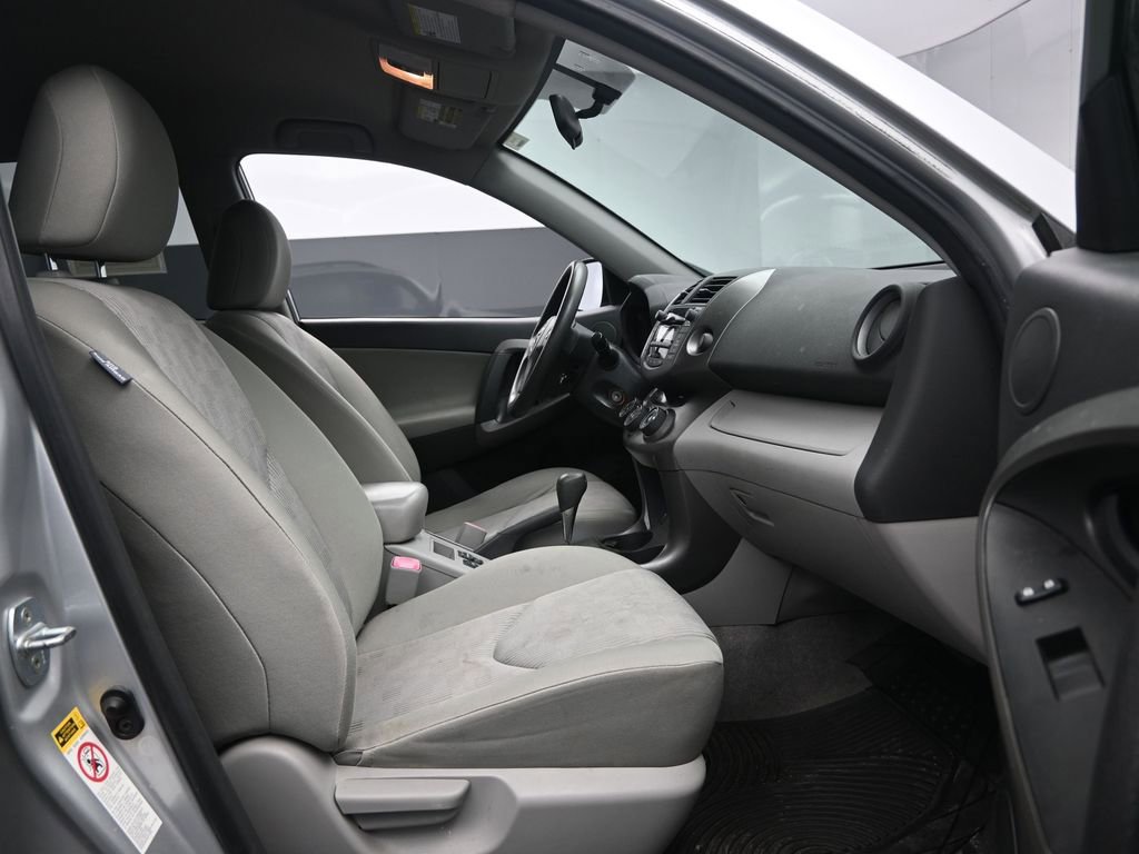Used 2009 Toyota RAV4 4WD image 26