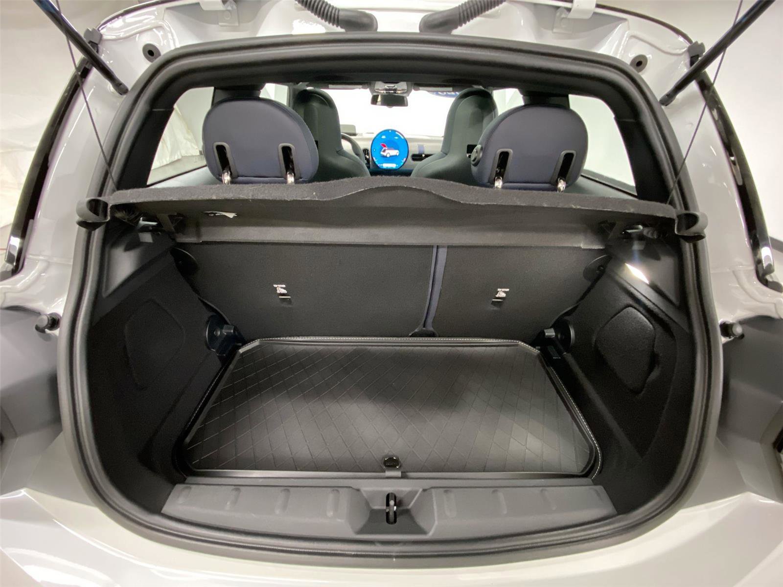 Certified 2025 MINI Cooper S image 24