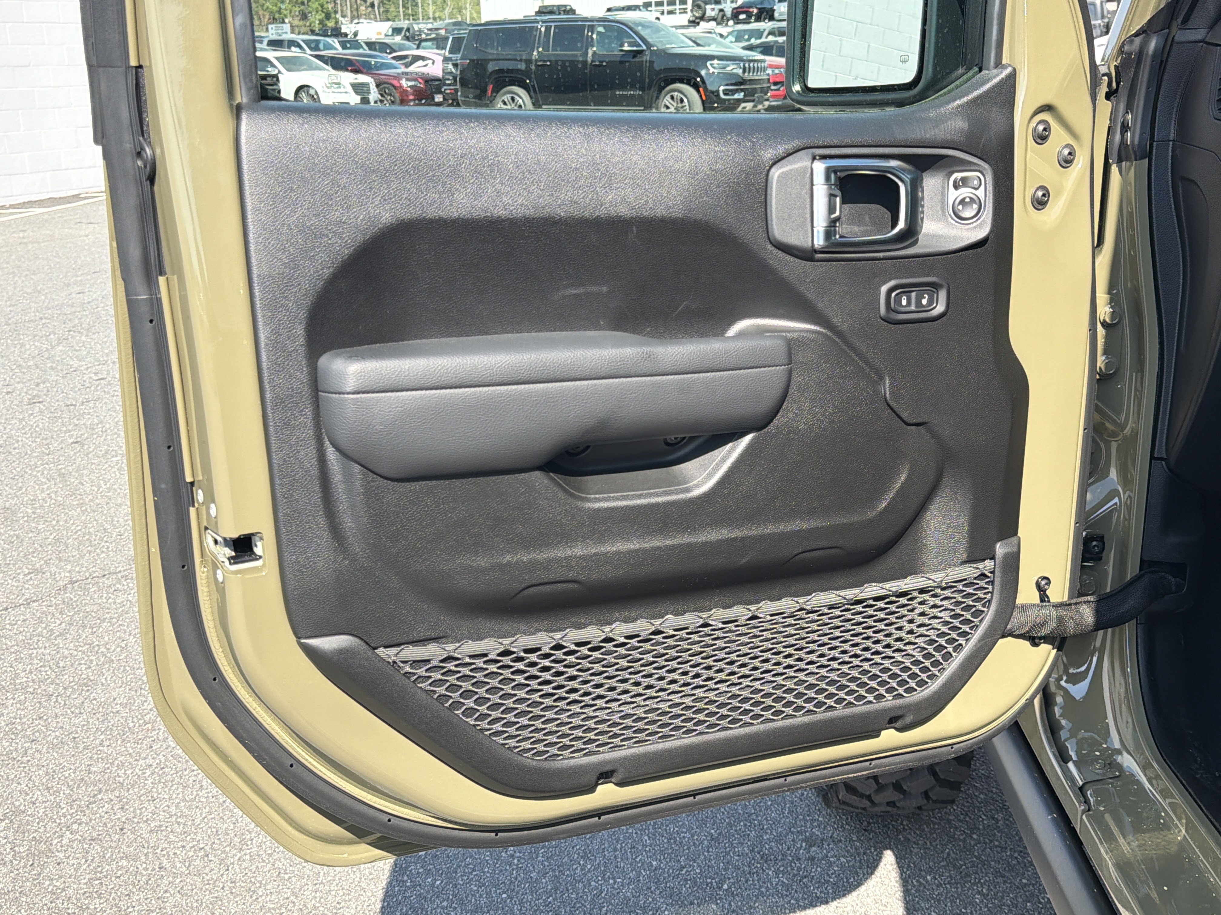 New 2026 Jeep Gladiator Willys image 12