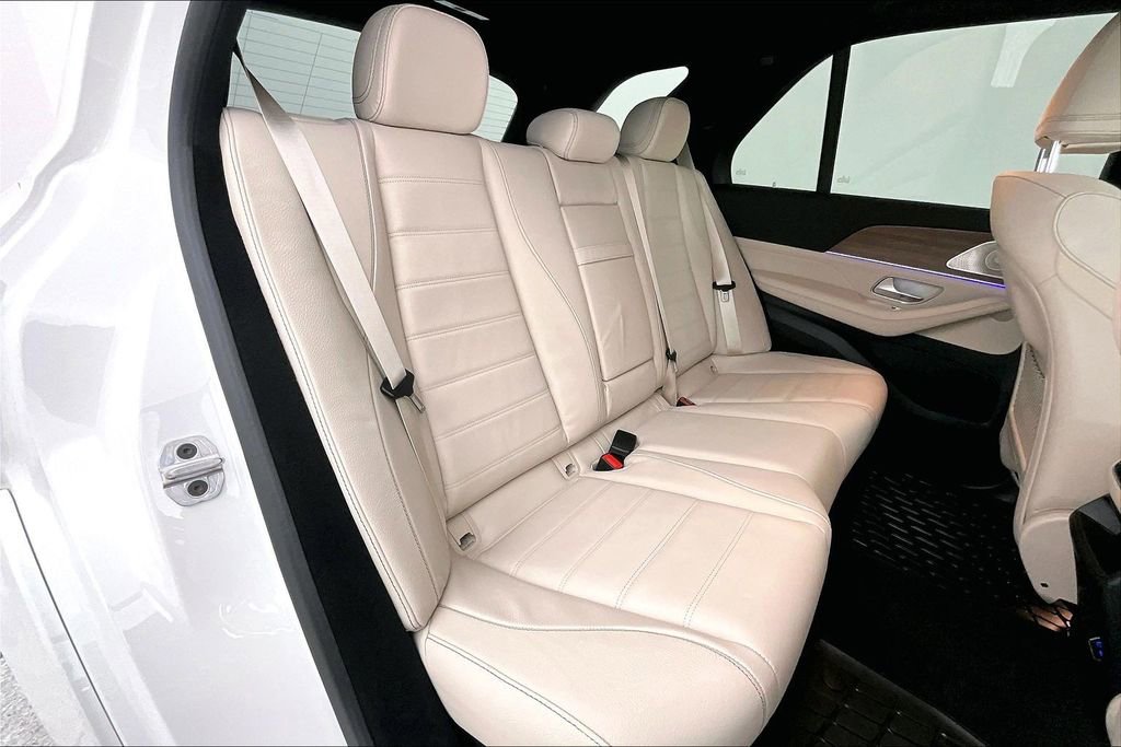 Used 2025 Mercedes-Benz GLE 580 4MATIC image 35
