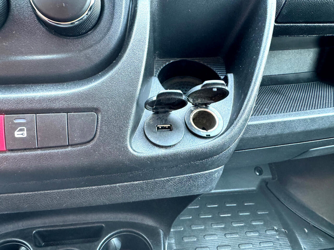 Used 2021 RAM ProMaster 2500 image 20