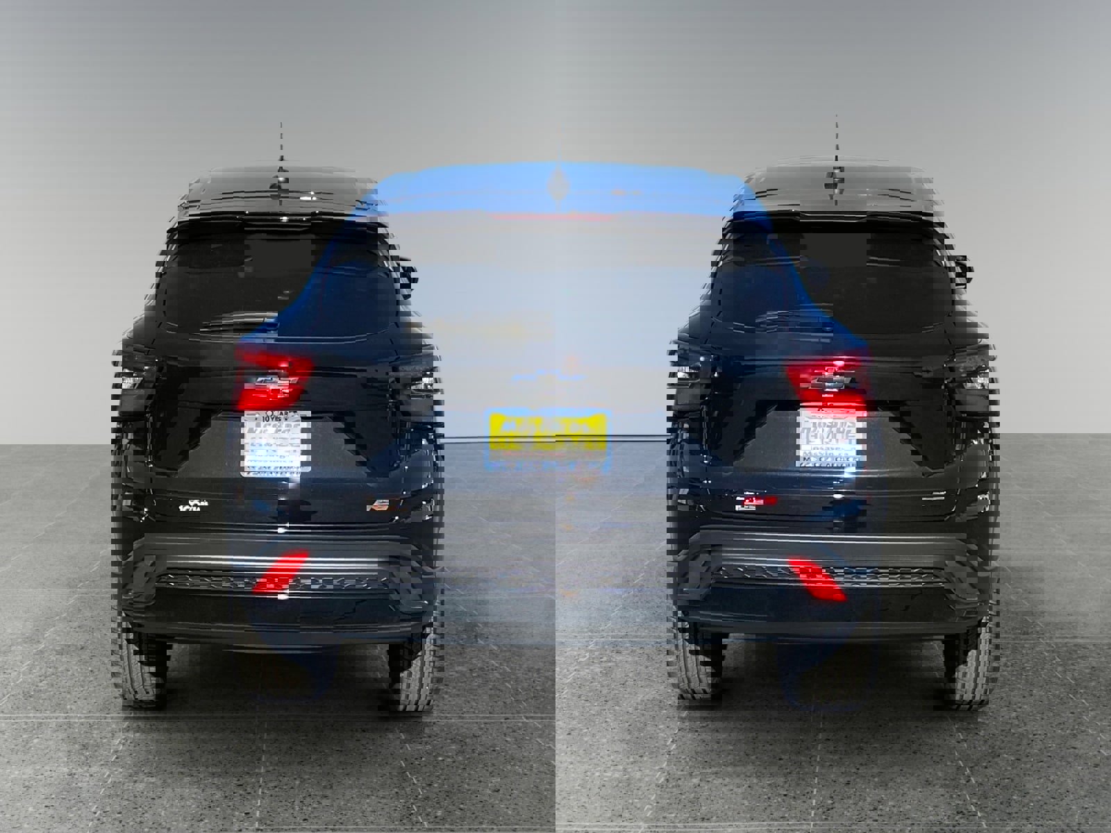 Used 2025 Chevrolet Trax RS w/ Sunroof Package image 4