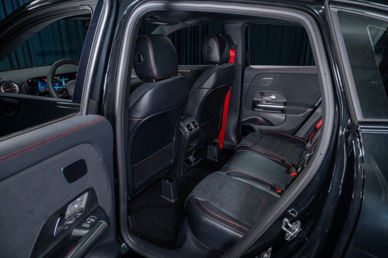 Certified 2026 Mercedes-Benz GLA 35 AMG 4MATIC image 24