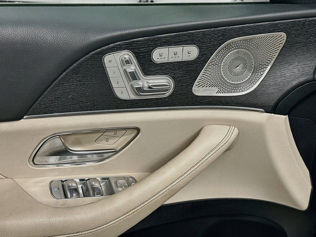 Certified 2025 Mercedes-Benz GLE 350 4MATIC w/ AMG Line Exterior image 19