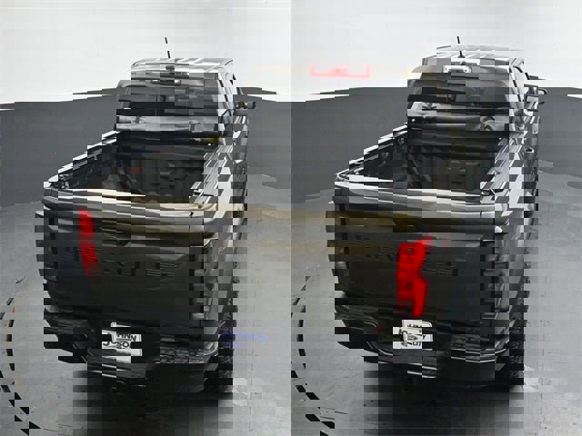 Used 2025 Chevrolet Colorado ZR2 w/ Technology Package image 22