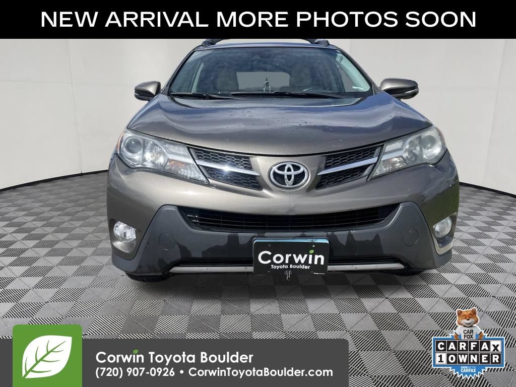Used 2014 Toyota RAV4 Limited w/ Technology Package AWD/4WD image 2