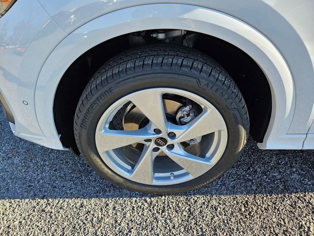 New 2025 Audi Q5 Premium Plus image 25