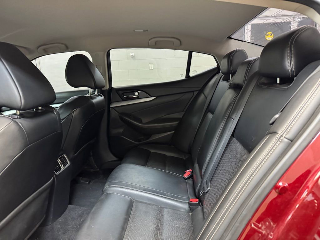 Used 2018 Nissan Maxima 3.5 SV image 14