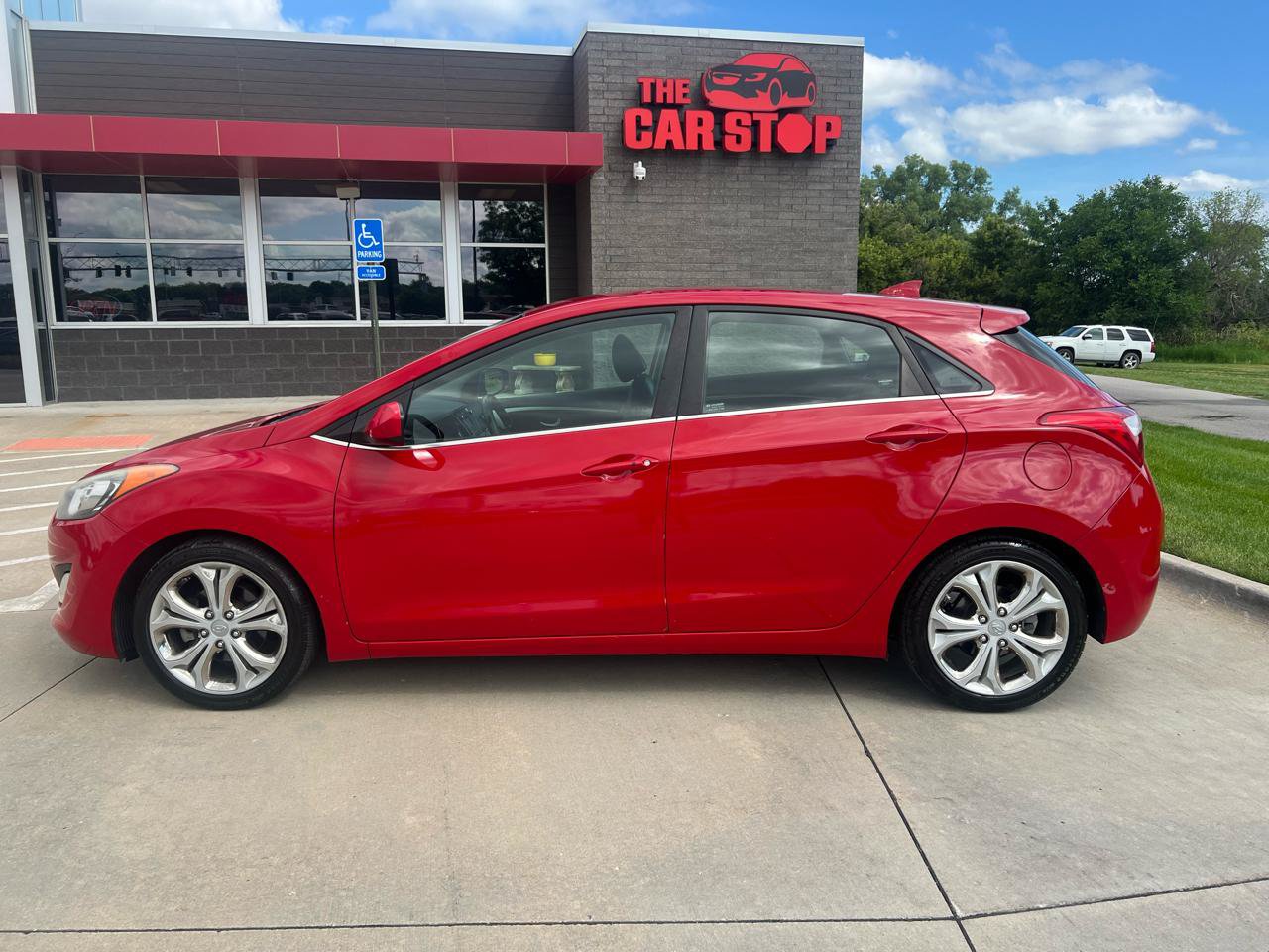 Used 2013 Hyundai Elantra GT w/ Touch & Go Pkg FWD image 1