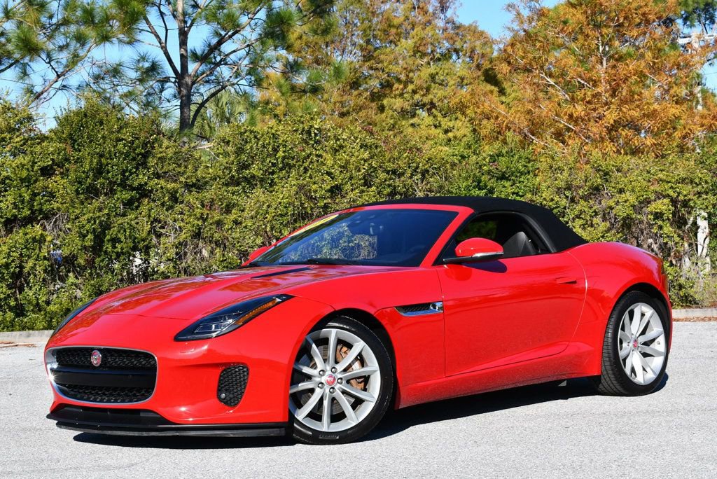 Used 2019 Jaguar F-TYPE Convertible image 22