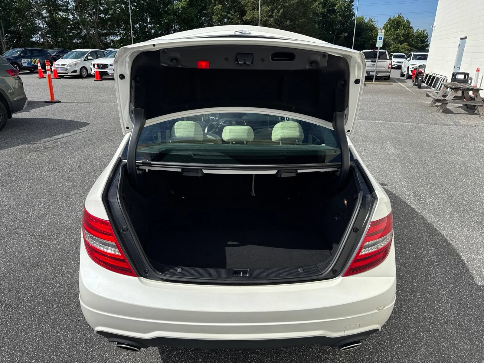 Used 2013 Mercedes-Benz C 350 Sport image 10
