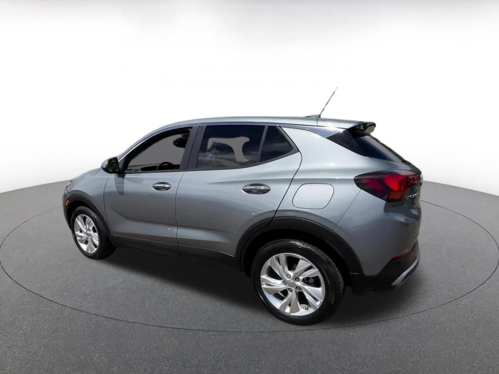 Used 2025 Buick Encore GX Preferred FWD image 9