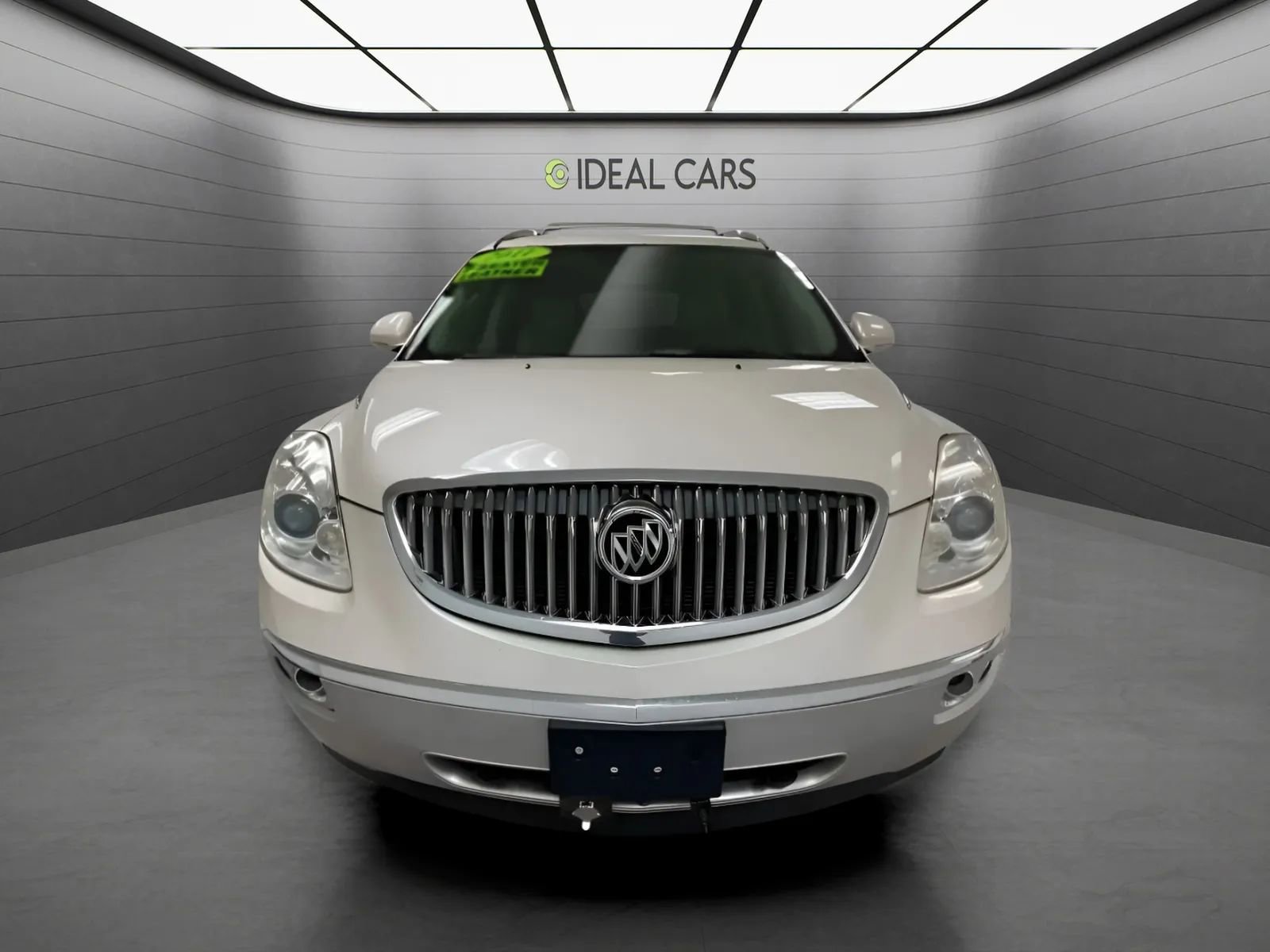 Used 2011 Buick Enclave CXL FWD image 2