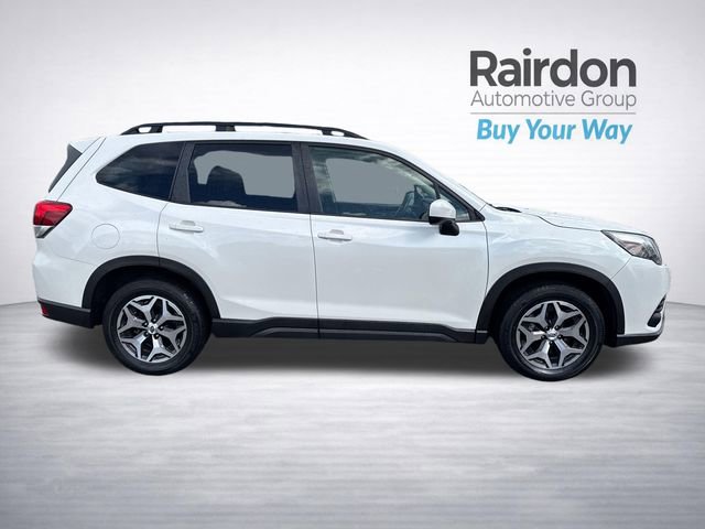 Used 2023 Subaru Forester Premium AWD/4WD image 8