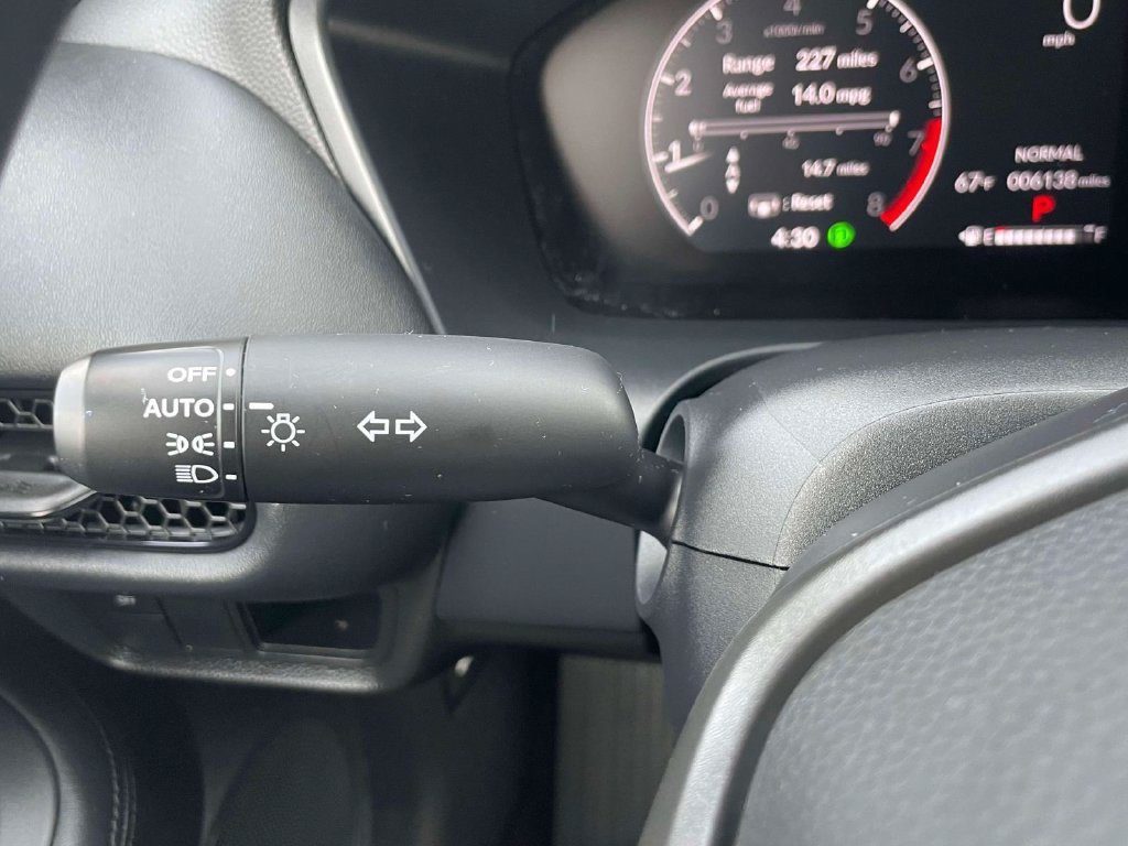 Certified 2023 Honda HR-V LX image 23