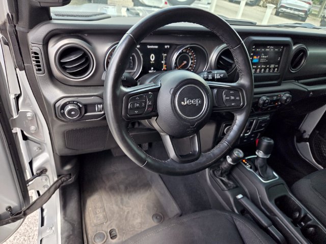 Used 2023 Jeep Wrangler Sport AWD/4WD image 10