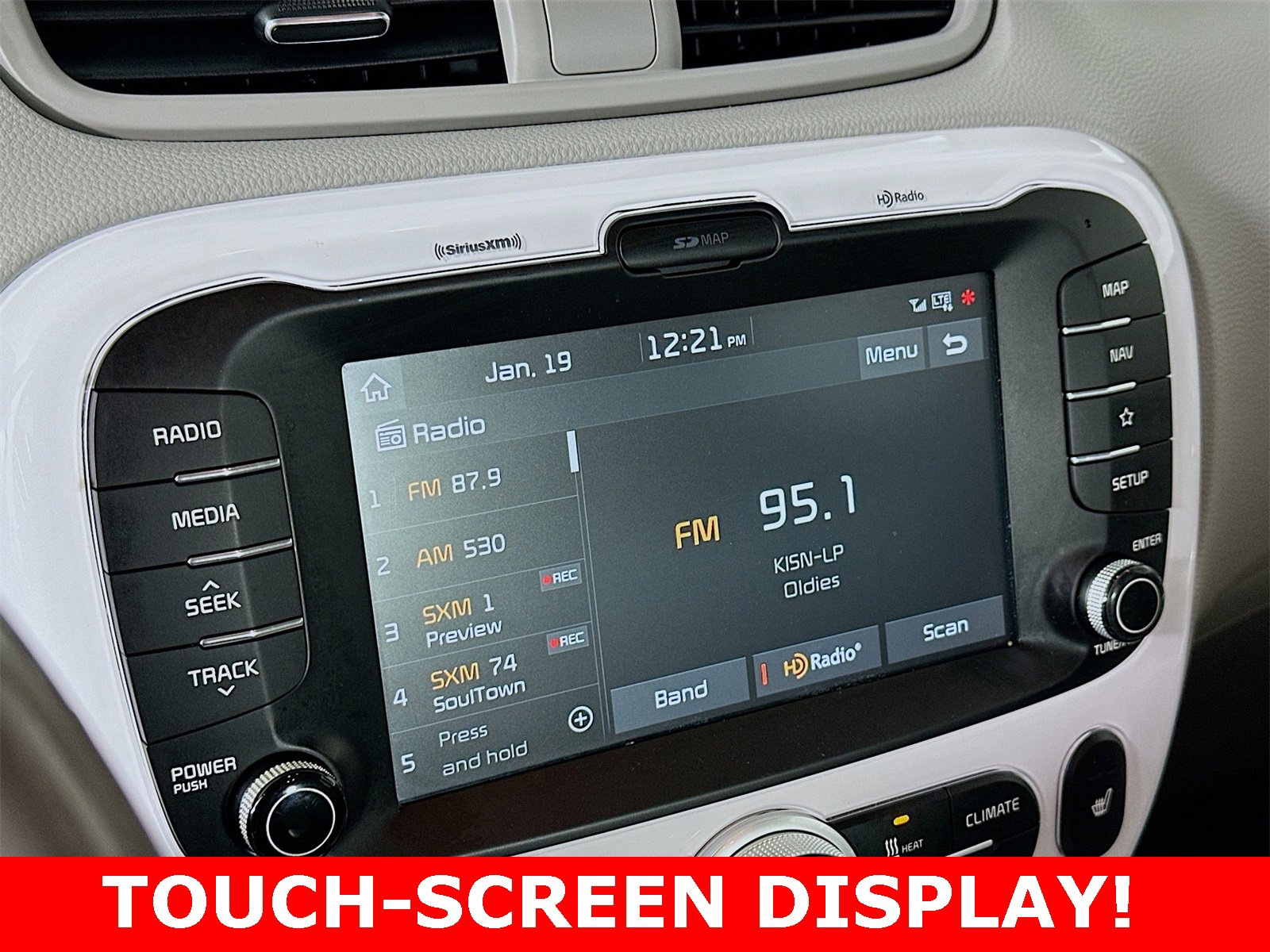 Used 2019 Kia Soul EV image 16