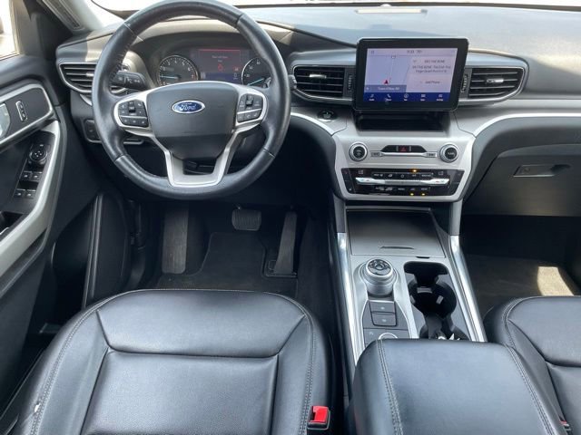 Certified 2020 Ford Explorer XLT w/ Equipment Group 202A AWD/4WD image 39