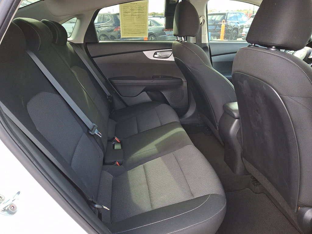 Used 2023 Kia Forte LXS image 15
