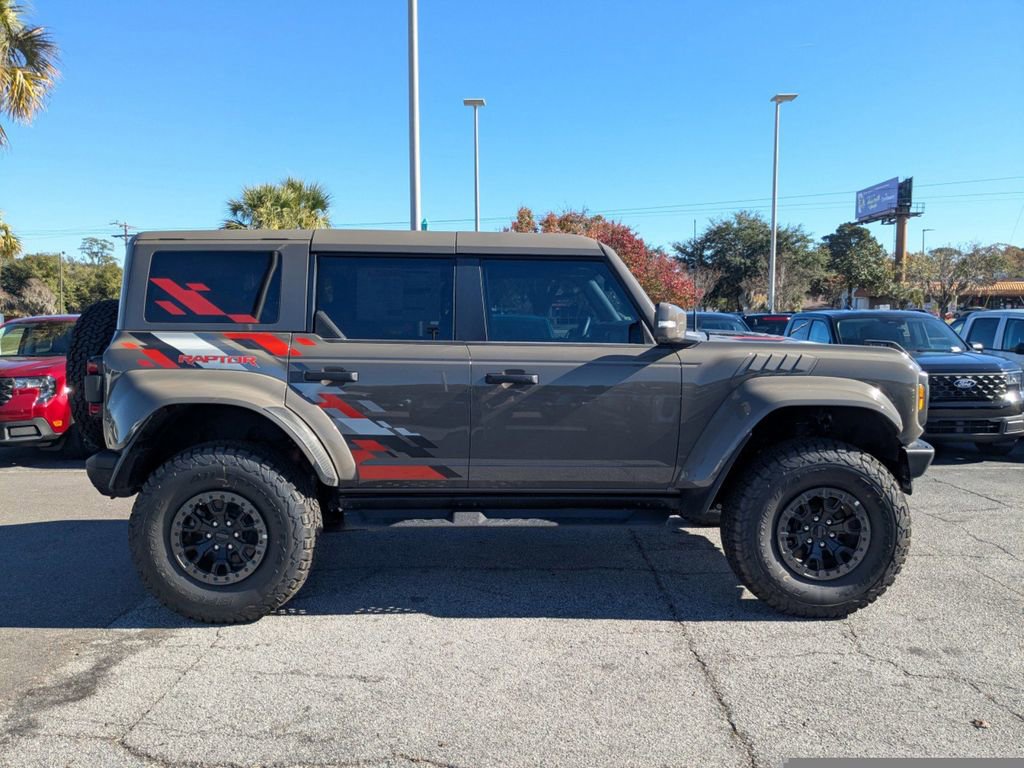New 2025 Ford Bronco Raptor video 3