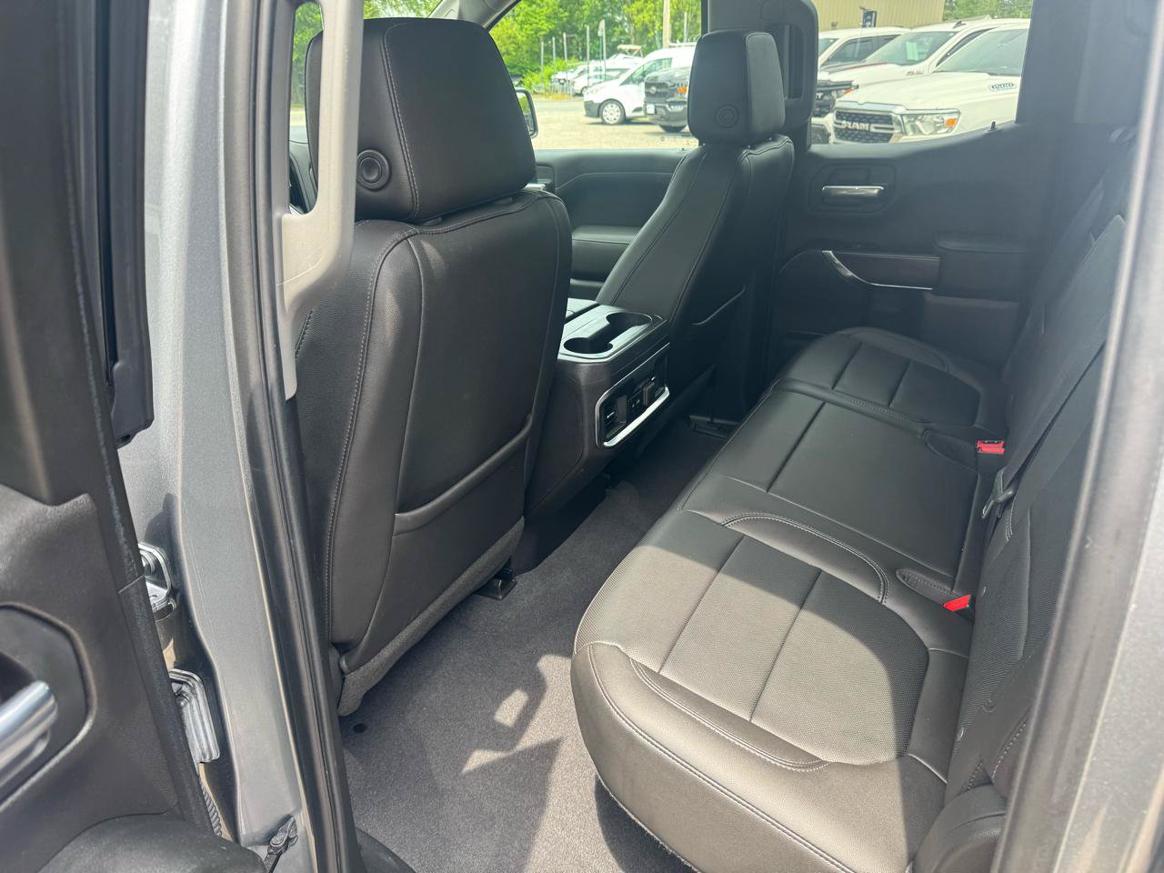 Used 2019 GMC Sierra 1500 SLT w/ SLT Premium Package AWD/4WD image 27