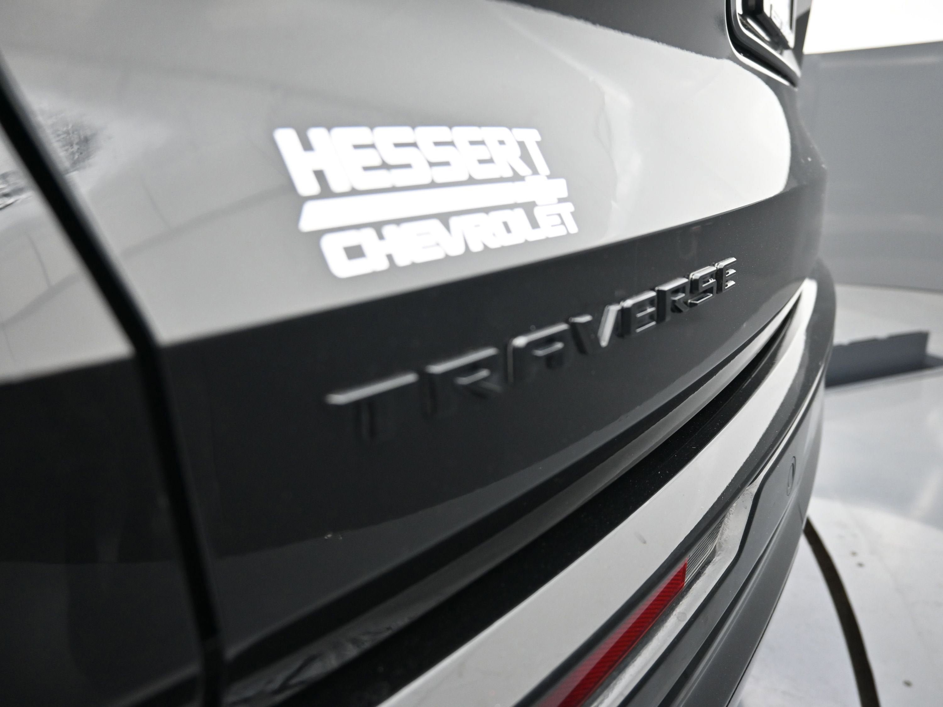 Used 2024 Chevrolet Traverse RS image 44
