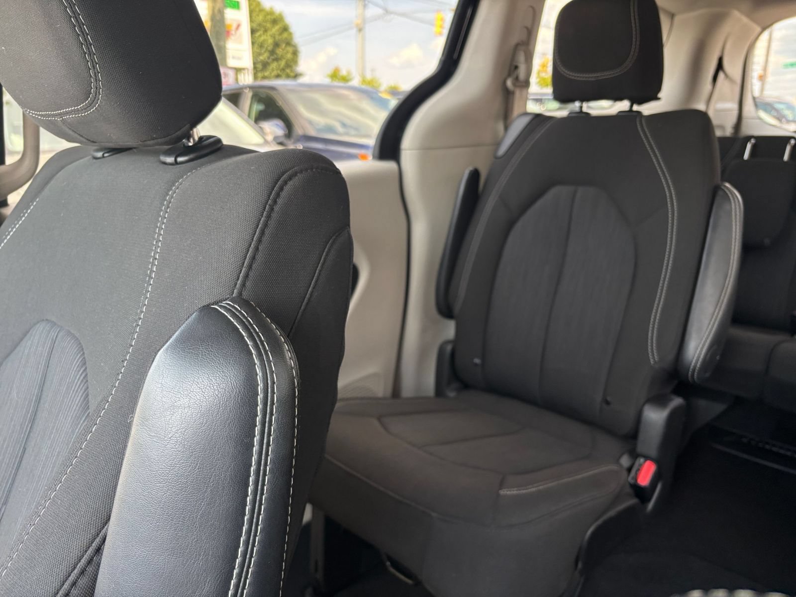 Used 2024 Chrysler Voyager LX FWD image 42