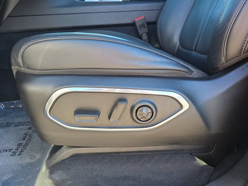 Used 2024 Jeep Wagoneer Series II AWD/4WD image 31
