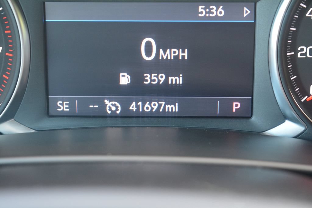 Used 2025 Chevrolet Blazer LT FWD image 13