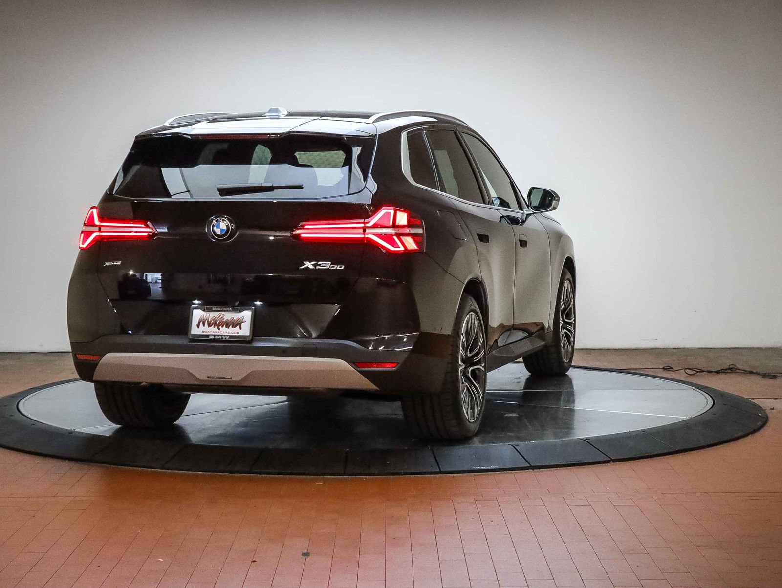 Used 2026 BMW X3 xDrive30i w/ Convenience Package AWD/4WD image 5