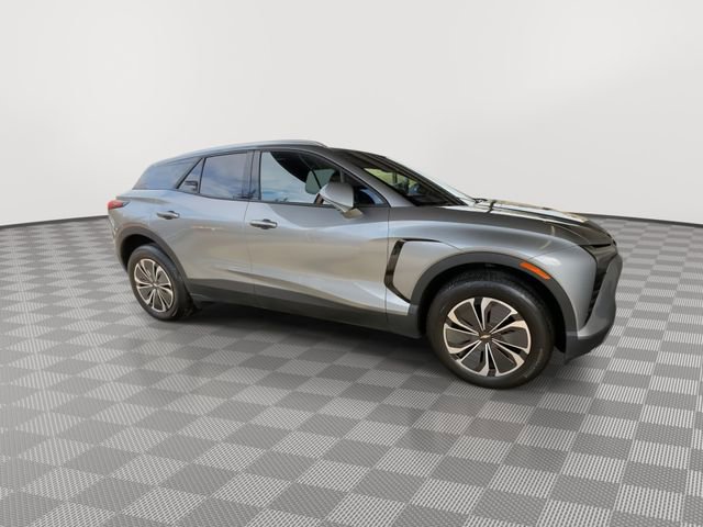 Used 2024 Chevrolet Blazer EV LT AWD/4WD image 9