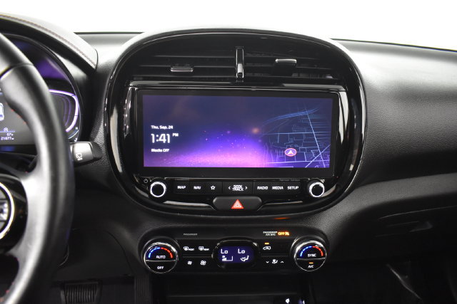 Used 2024 Kia Soul GT-Line w/ Option Group 020 FWD image 20