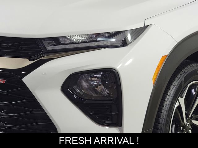 Used 2023 Chevrolet TrailBlazer RS w/ Convenience Package image 9